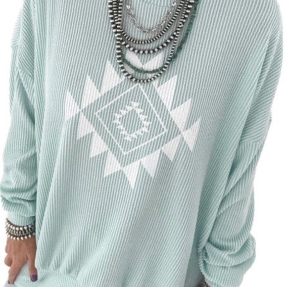 Rolling Ranch Boutique Tops - Mint Green Geometric Print Women's Top